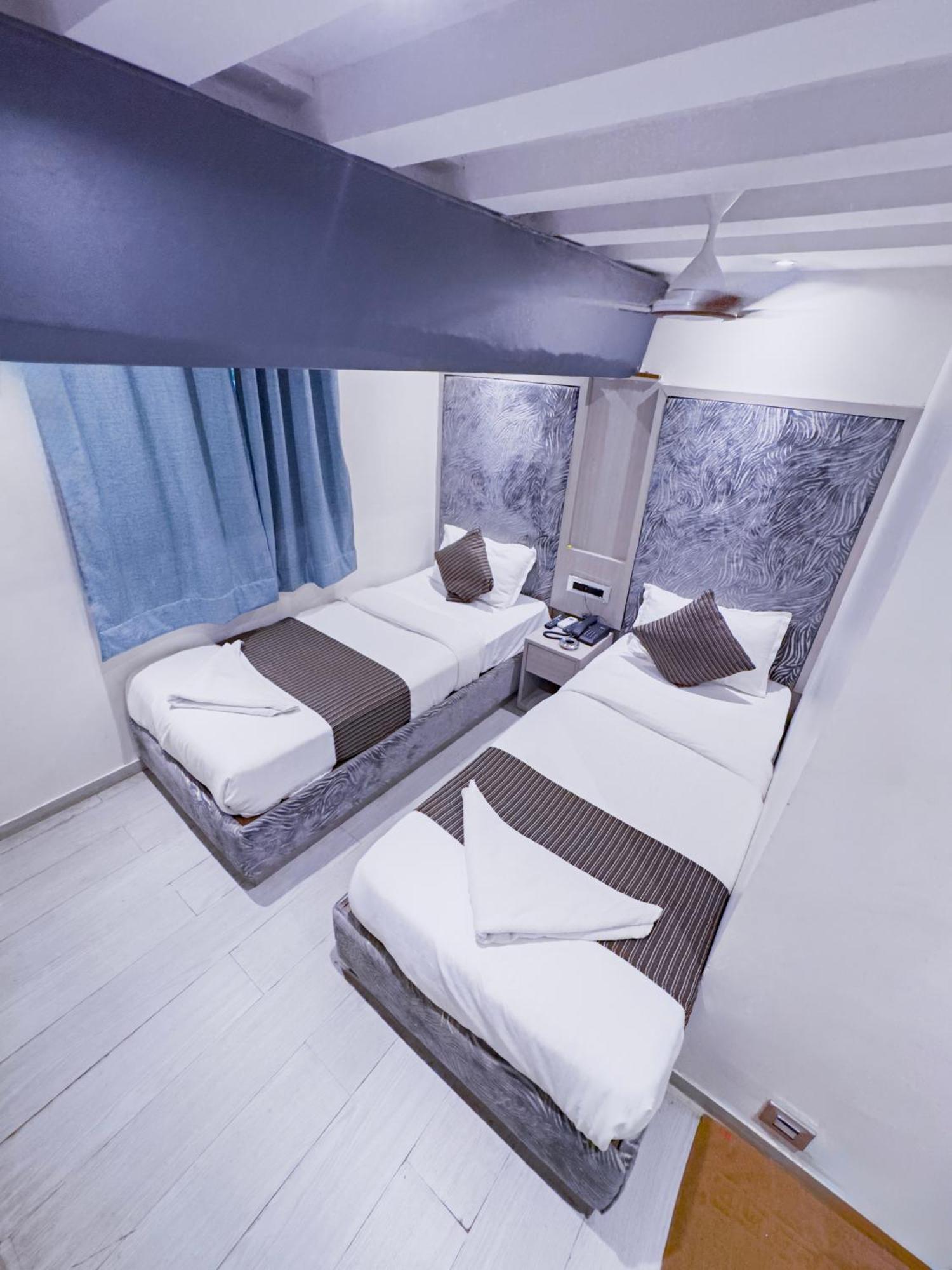 Hotel Winton Mumbai Exterior photo