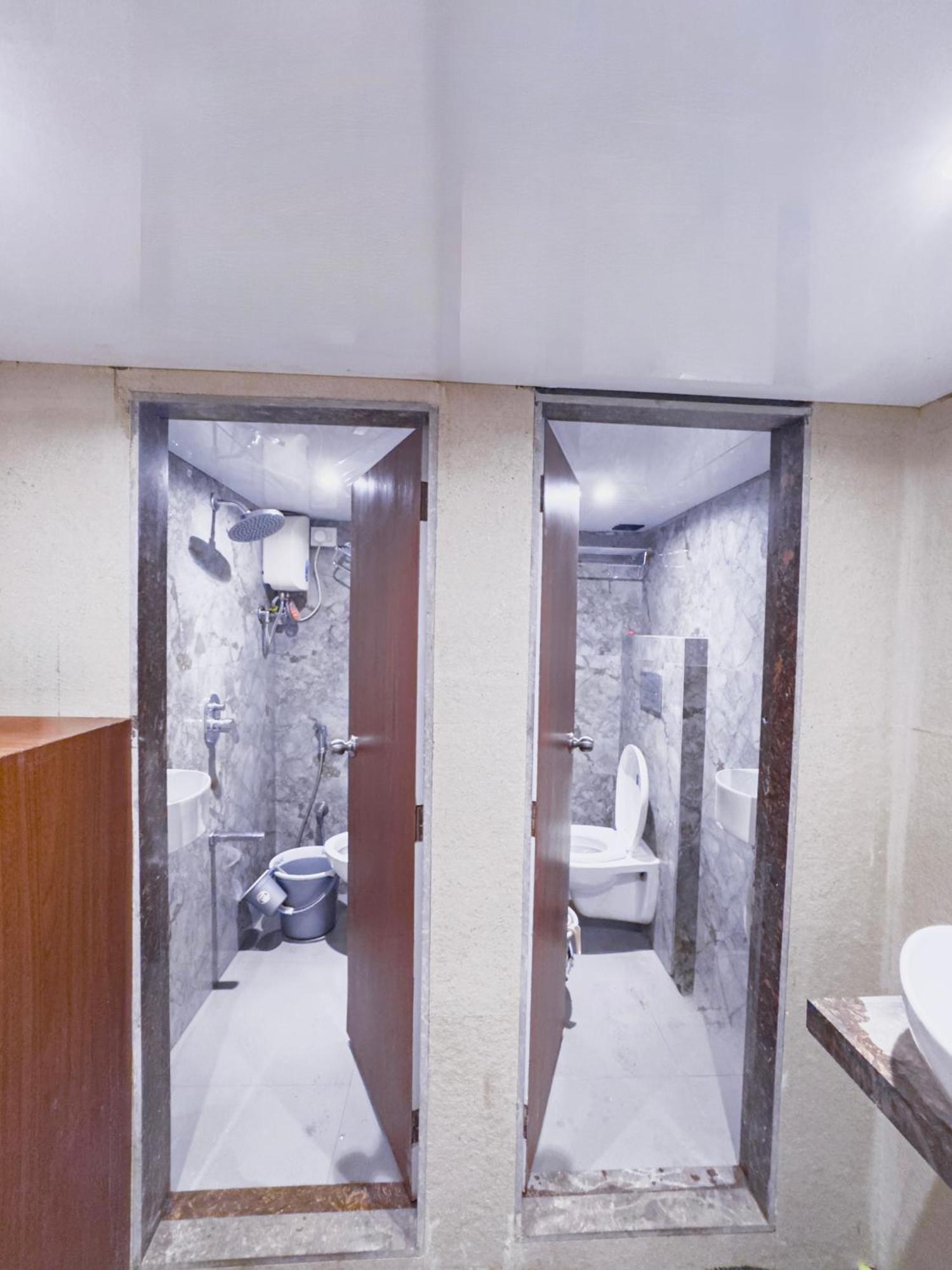 Hotel Winton Mumbai Exterior photo