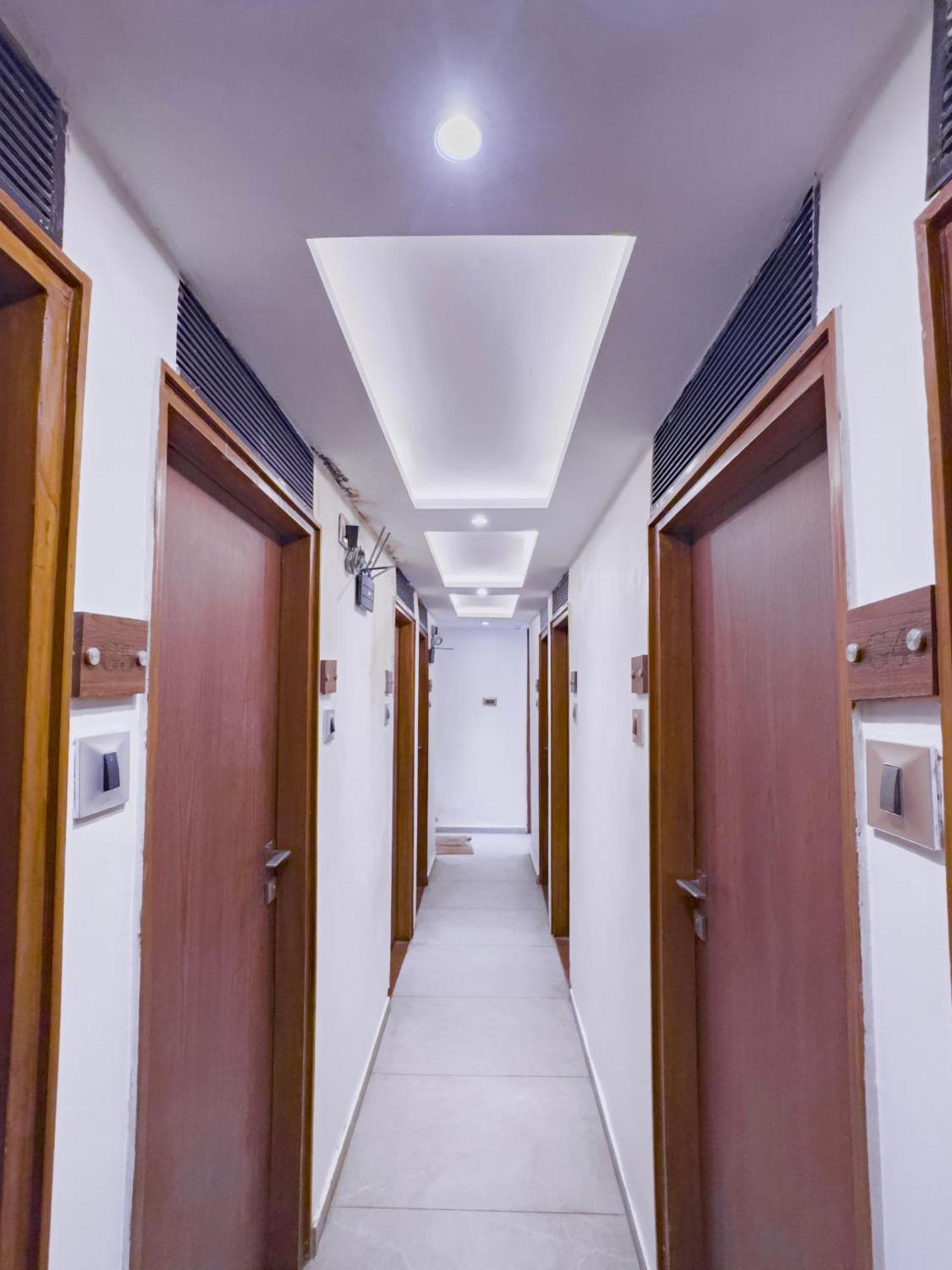 Hotel Winton Mumbai Exterior photo